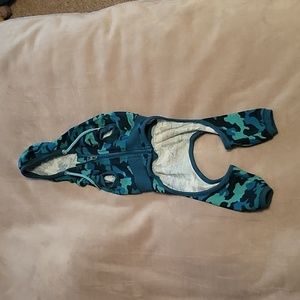 Top Paw Dog Track Suit Blue and Green Camo Size Medium Like New